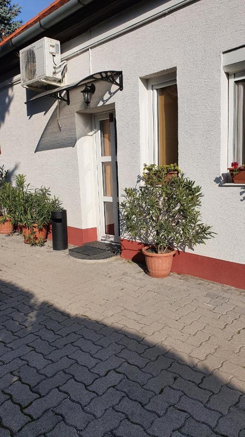 Ruttkai Vendeghaz Apartment Alba Regalǎ Exterior foto