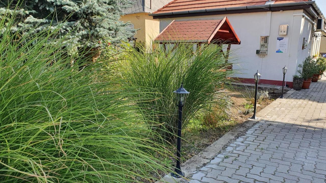 Ruttkai Vendeghaz Apartment Alba Regalǎ Exterior foto
