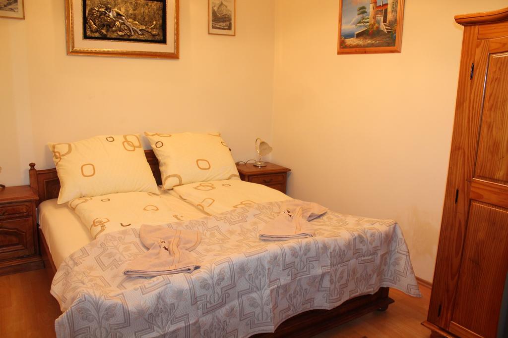 Ruttkai Vendeghaz Apartment Alba Regalǎ Exterior foto