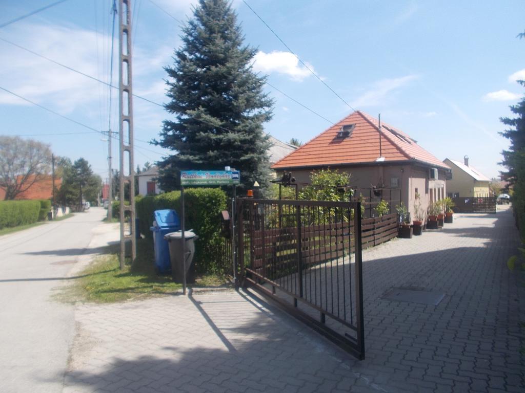 Ruttkai Vendeghaz Apartment Alba Regalǎ Exterior foto