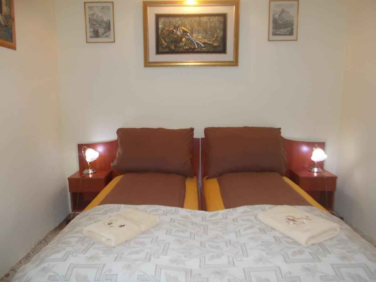 Ruttkai Vendeghaz Apartment Alba Regalǎ Exterior foto
